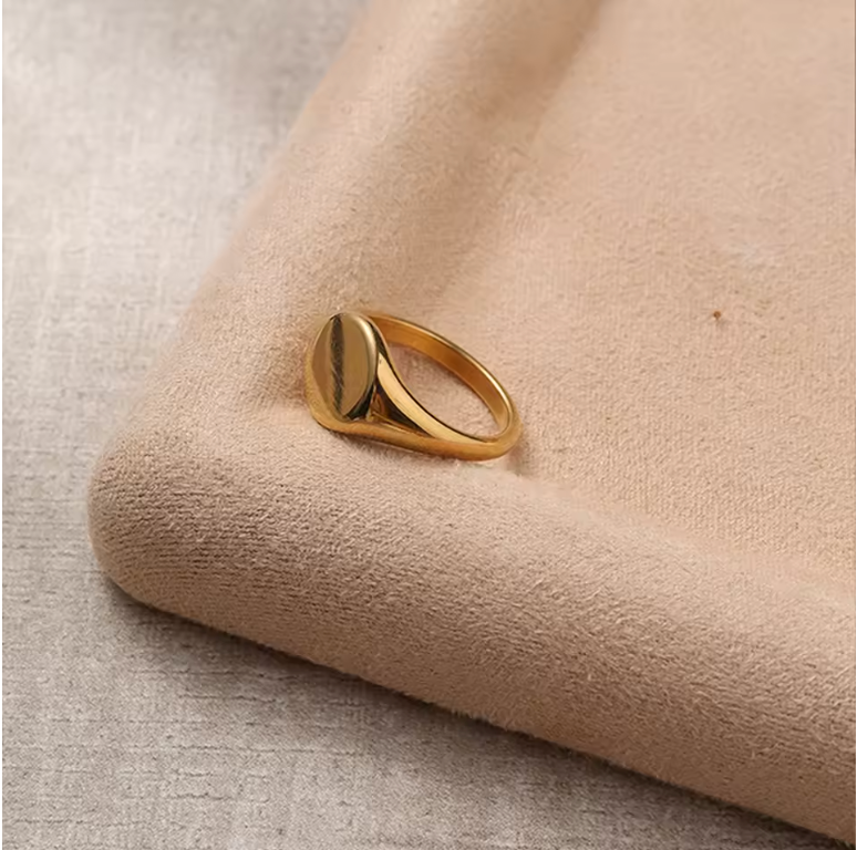 Anello Minimalista Placcato Oro 18K in Acciaio | Minia